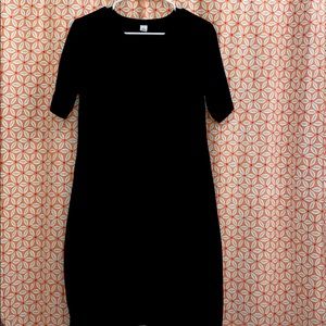 Fitted short sleeve dress